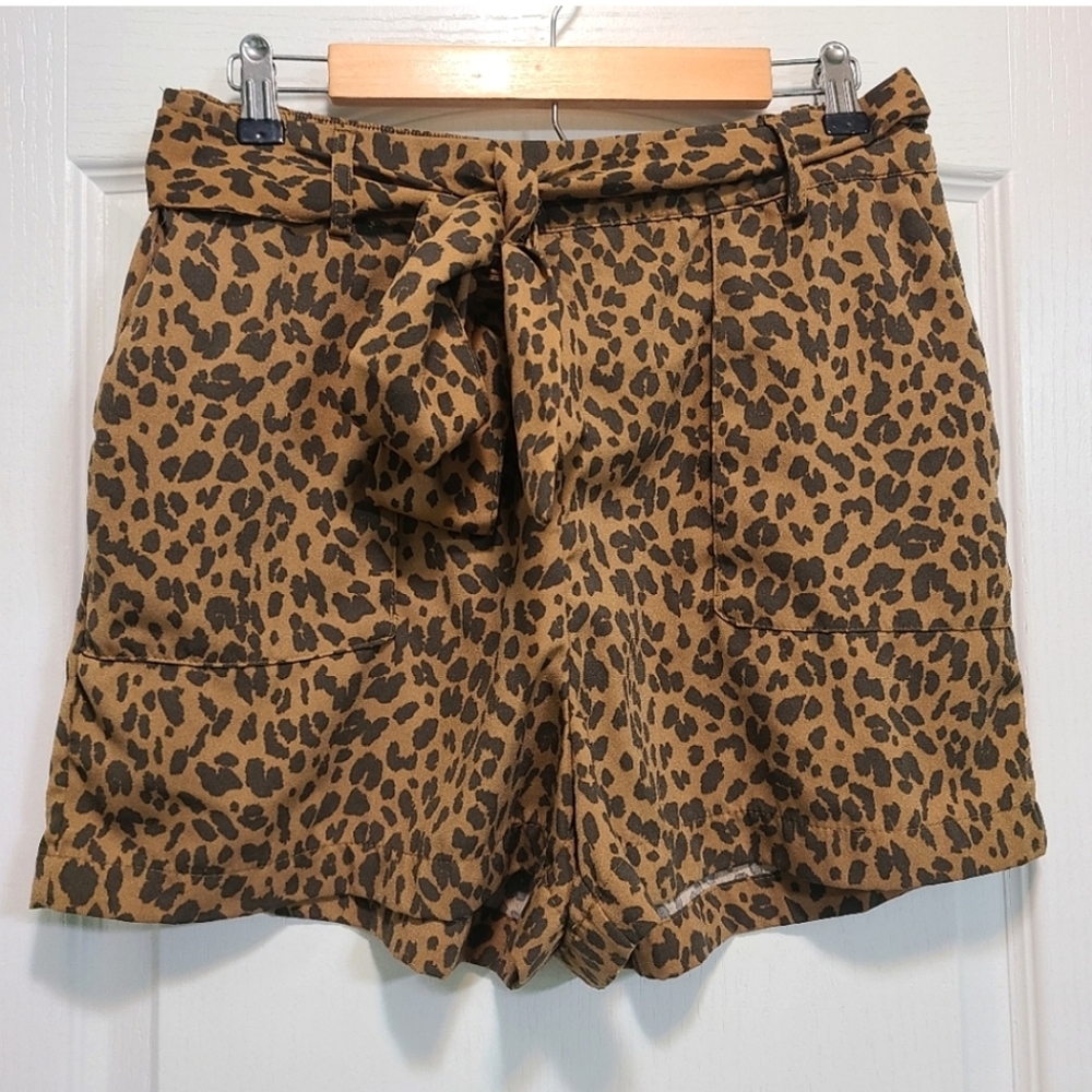 Animal print shorts-Large
